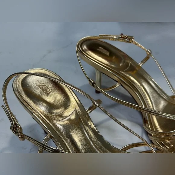 Brand New Zara Gold Kitten Heel Pumps – Size 37 - Picture 3 of 5